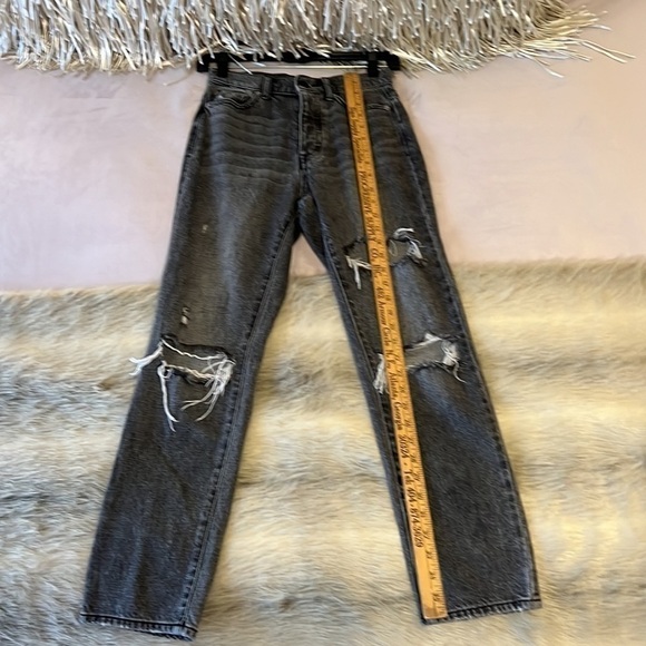 URBAN OUTFITTERS Black Jeans BDG 23 SLIM STRAIGHT High Waisted Holy Distressed - Picture 9 of 15